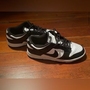 NIKE PANDA DUNKS